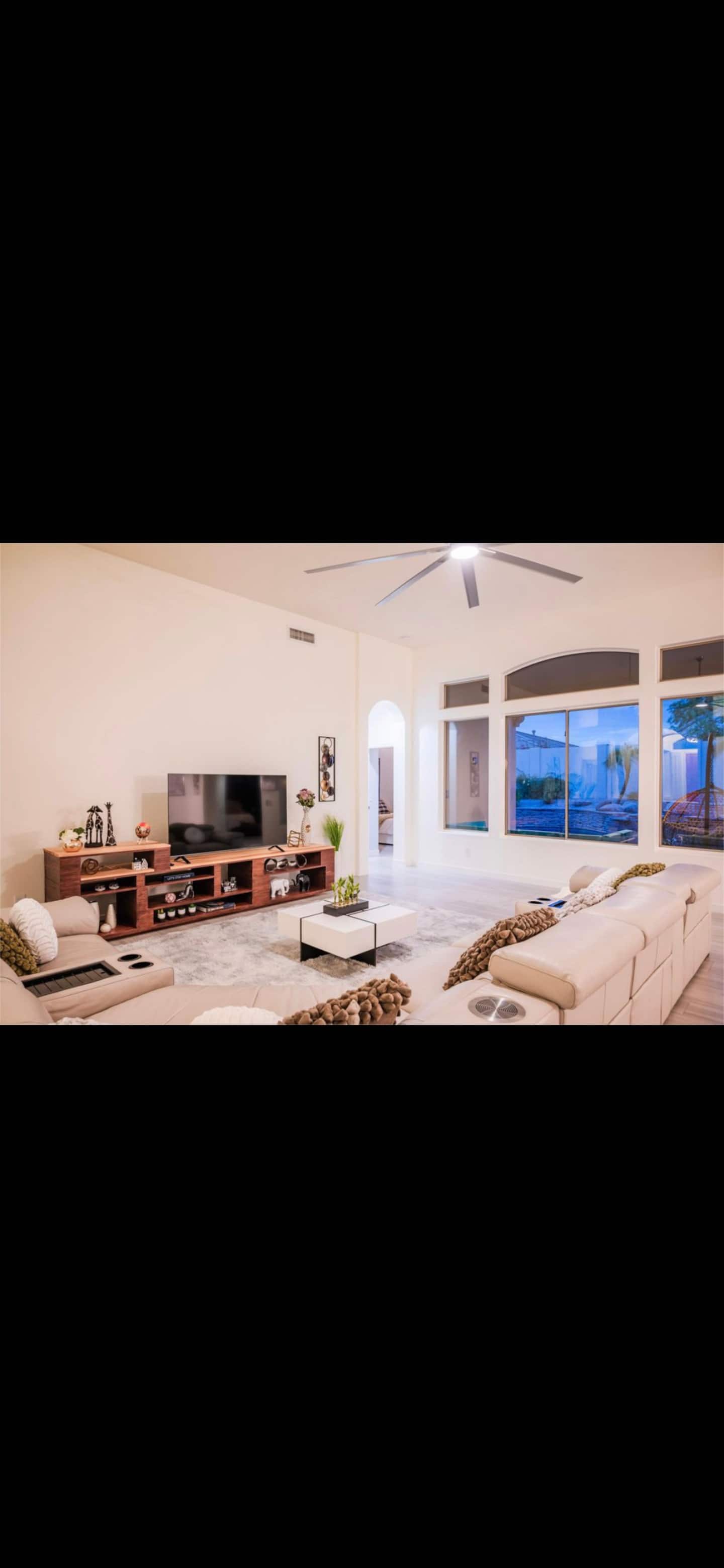 Living room image 1